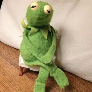 😊 Kermit the Frog カーミット, カエル, 人形, マペット, 緑, 座っている telegram sticker
