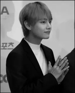 ➰ V kpop, bts, singer, idol, portrait, celebrity, man telegram sticker