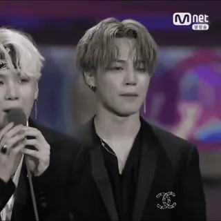 🏍 Mnet K-Pop, Musique coréenne, Mnet, Prix musical, Performance, Chanteur telegram sticker