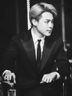 🗞 Jimin kpop, piosenkarz, artysta, mężczyzna, garnitur, koreański, idol telegram sticker