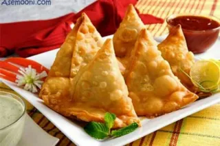 😋 samosa, indian food, appetizer, snack, pastry, vegetarian telegram sticker