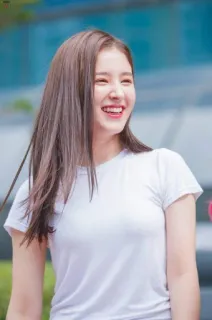 😁 Nancy kpop, idol, asiatique, femme, sourire, joyeux, gai, beauté, célébrité telegram sticker