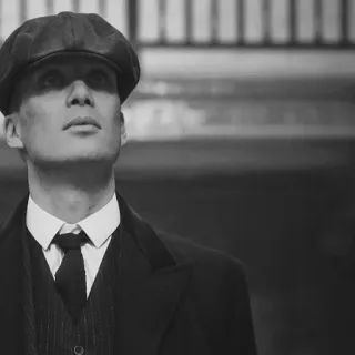 🙄 Thomas Shelby Peaky Blinders Thomas Shelby, Peaky Blinders, Birmingham, Anh, BBC, Gangster, Cillian Murphy, Mũ telegram sticker