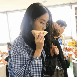 ❄️ femme, manger, sandwich, nourriture, personnes, intérieur telegram sticker