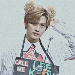 🥀 CALL ME
LEE
KNOW k-pop, selebriti, lee know, idol kpop, imut, asia, penyanyi telegram sticker
