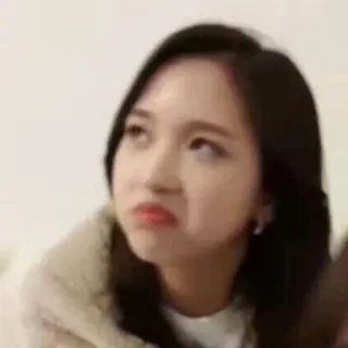 😦 mujer, cara, expresión, meme, retrato telegram sticker