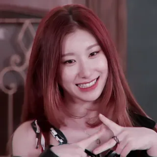 🍩 mulher, retrato, pessoa, cabelo ruivo, sorriso, coreana whatsapp sticker