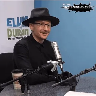 😯 vk.com
CHESTERTheMOLESTER musica, Chester, radio, intervista, cantante telegram sticker