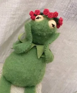 💚 Kermit the Frog Kermit, frog, puppet, flower crown, green, character, cute telegram sticker