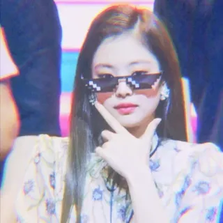 🎠 Jennie Kpop, Певец, Солнцезащитные очки, Девушка, Знаменитость, Дженни whatsapp sticker