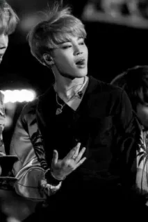 🥵 Jimin kpop, música, idol, cantor, artista, bts, jimin telegram sticker