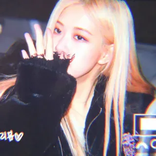 🍭 리몸화 K-Pop, Rose, Blackpink, Cantante, Mujer, Pelo Rubio, Retrato, Coreana, Ídolo telegram sticker