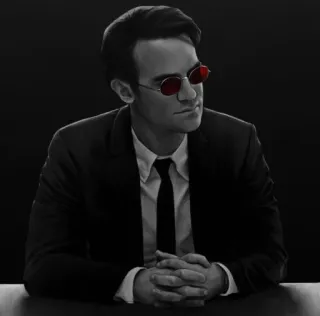 🛐 Daredevil Daredevil, Marvel, Netflix, Supereroe, Uomo in completo, Occhiali rossi telegram sticker