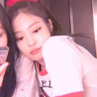 🌹 Jennie Jennie, K-pop, Blackpink, Selfie, Cô gái, Thần tượng telegram sticker