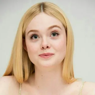 ☺️ Elle Fanning actriz, celebridad, mujer, retrato, pelo rubio, persona telegram sticker