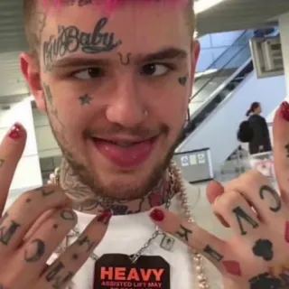 🤪 Lil Peep แร็ปเปอร์, นักร้อง, รอยสัก, รอยสักใบหน้า, ตาเหล่, ผมสีชมพู telegram sticker