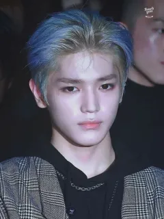 💮 uomo, maschio, capelli blu, persona, k-pop, idol, cantante telegram sticker