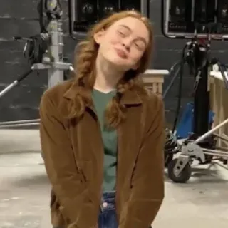 😌 Sadie Sink person, woman, actress, smile, braids telegram sticker