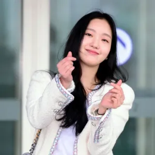 🦋 mujer, celebridad, coreana, gesto de corazón, actriz telegram sticker
