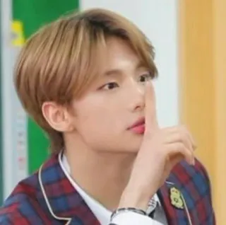 🤫 coreano, hombre, dedo, shhh, asiático whatsapp sticker