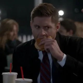 🍁 Dean Winchester Supernatural dean, winchester, hamburguesa, comiendo, sobrenatural whatsapp sticker