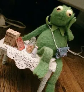 💼 Kermit kermit, muppets, rana, burattino, miniatura, carino, bambola telegram sticker