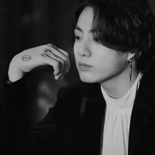 ▪️ Jungkook kpop, bts, jungkook, 歌手, タトゥー, 白黒 whatsapp sticker