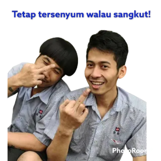 🗿 Tetap tersenyum walau sangkut! środkowy palec, obraźliwy gest, mężczyźni, uśmiechnięty, mundurki szkolne telegram sticker