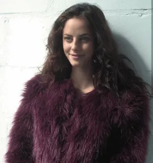 🦋 woman, fur coat, portrait, model telegram sticker