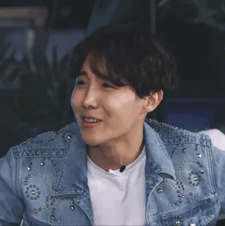 ☁ J-Hope J-Hope, BTS, K-Pop, piosenkarz, celebryta, muzyk whatsapp sticker