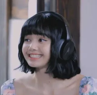😁 Lisa Lisa, Blackpink, K-pop, music, headphones, smiling, celebrity telegram sticker
