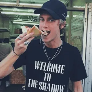⚠️ WELCOME TO THE SHADOW person, pizza, hut, t-shirt, essen, willkommen im schatten telegram sticker