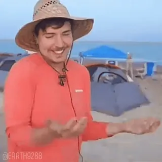 😍 MrBeast @EARTH928B MrBeast, YouTube, Influenceur, Plage, Extérieur, Été, Chapeau, Chemise corail whatsapp sticker