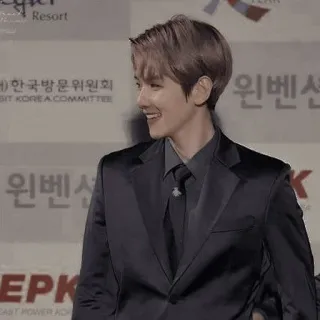 🏹 한국방문위원회
VISIT KOREA COMMITTEE korea, committee, visit, tourism, kpop telegram sticker