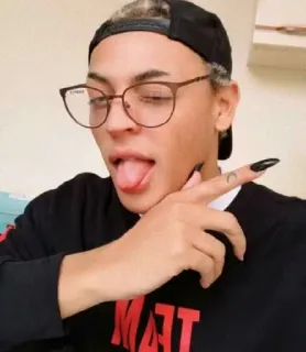😜 whatsapp sticker