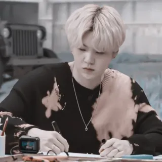 🦘 Suga K-pop, BTS, Min Yoongi, Ídolo, Cantante whatsapp sticker