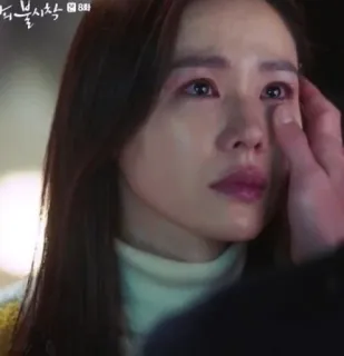 😭 Crash Landing on You 불항착 8화 drama, romance, sad, crying, korean, tv show telegram sticker