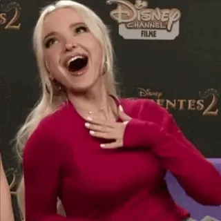 🌿 Dove Cameron attrice, bionda, Disney Channel, Descendants, celebrità telegram sticker