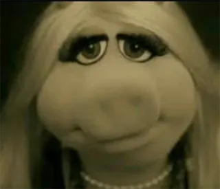 😔 Miss Piggy Miss Piggy, Muppets, burattino, maiale, personaggio telegram sticker