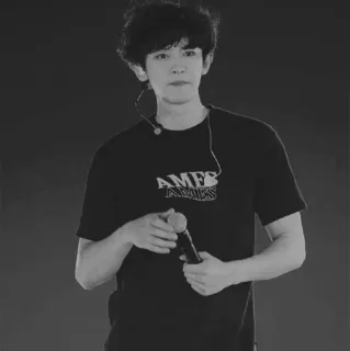 💴 AMES personne, homme, microphone, chanteur, artiste telegram sticker