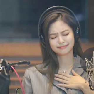 😢 Jennie Kim Kpop, Jennie, Blackpink, Piosenkarka, Idol, Muzyka whatsapp sticker