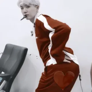 🧁 Suga kpop, piosenkarz, muzyka, idol, serce telegram sticker