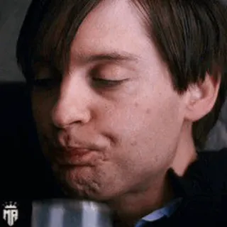 🕷 Tobey Maguire Spider-Man Meme, Tobey Maguire, Spider-Man, Divertido, Bebiendo telegram sticker