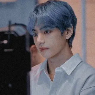 🤟 V V, BTS, K-Pop, chanteur, cheveux bleus, Idole, Coréen whatsapp sticker