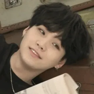 🙂 Suga BTS, Min Yoongi, K-Pop, cantante, idolo telegram sticker