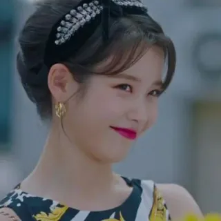 😉 IU IU, Attrice, Cantante, Coreana, Celebrità, Ritratto, Donna telegram sticker