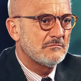 😢 portrait, man, glasses, facial expression, headshot telegram sticker