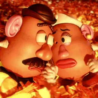 💏 Mr. Potato Head and Mrs. Potato Head Toy Story mr. potato head, mrs. potato head, toy story, coppia, divertente, animato, personaggi telegram sticker