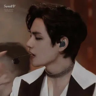 🫐 Sweet V kpop, música, cantante, celebridad, ídolo telegram sticker