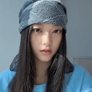 🎐 женщина, портрет, платок, азиатка, человек, женщина telegram sticker